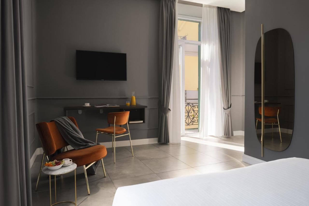 The Grey 3* Napoli